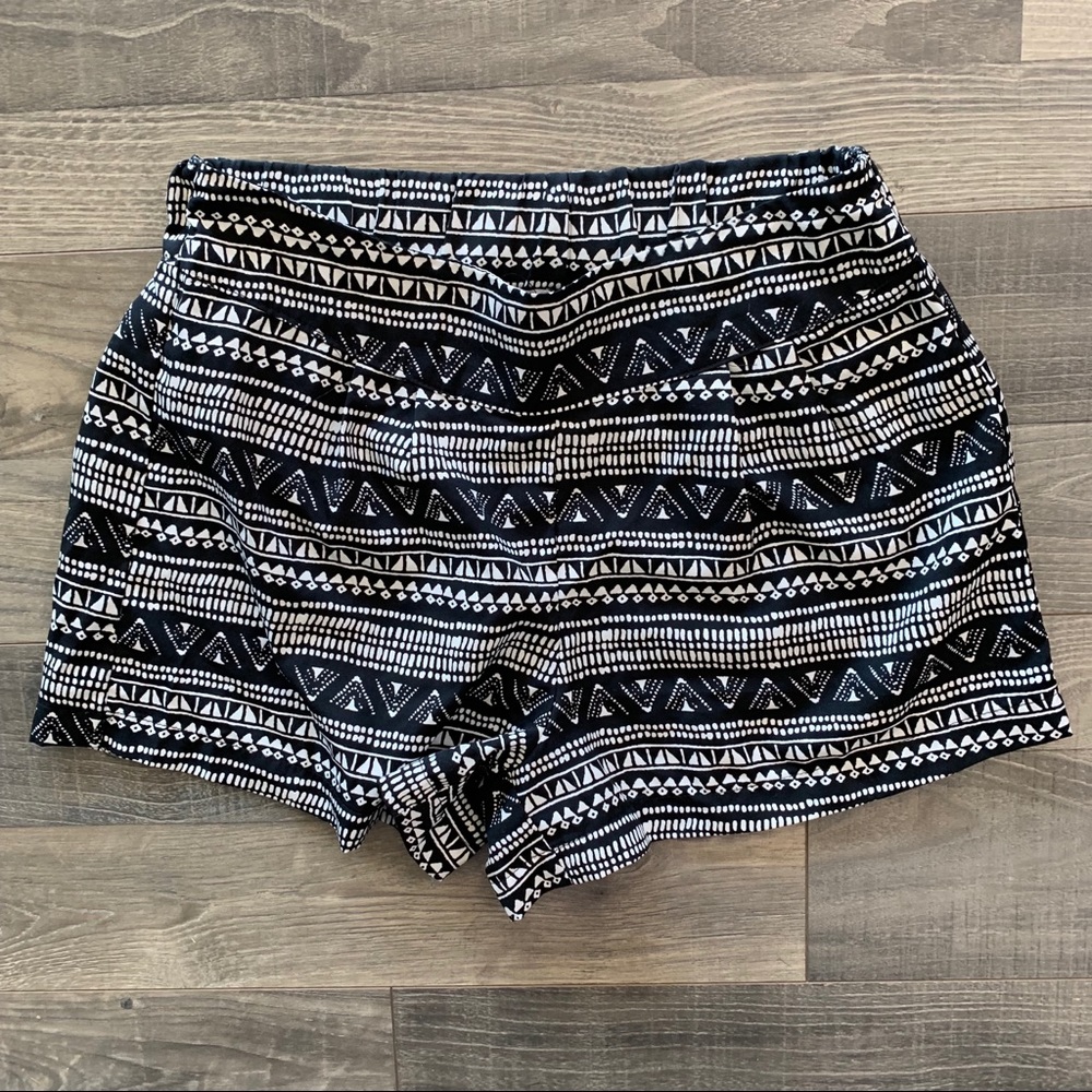 Charlotte Russe Geometric Aztec Black White Shorts